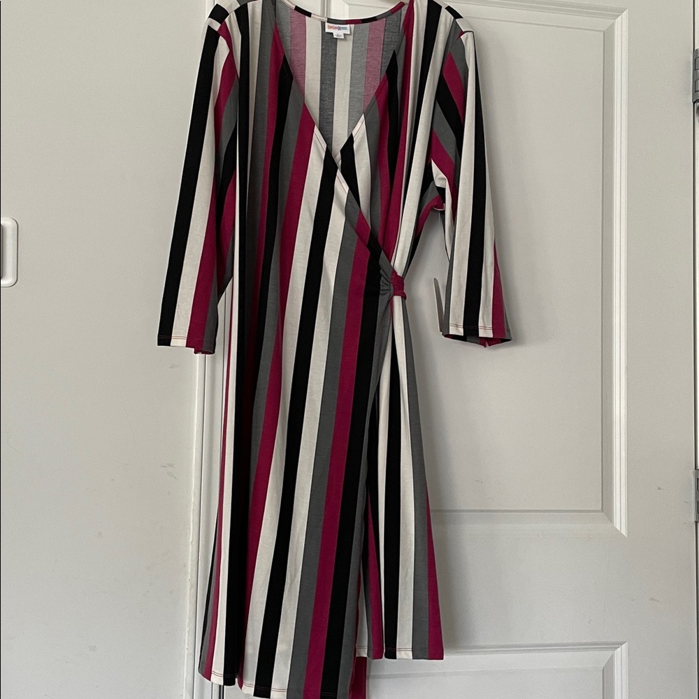 Lula Roe Wrap Dress SizeL Multi Color Striped Knit Timeless Adaptable Flattering - Picture 6 of 13